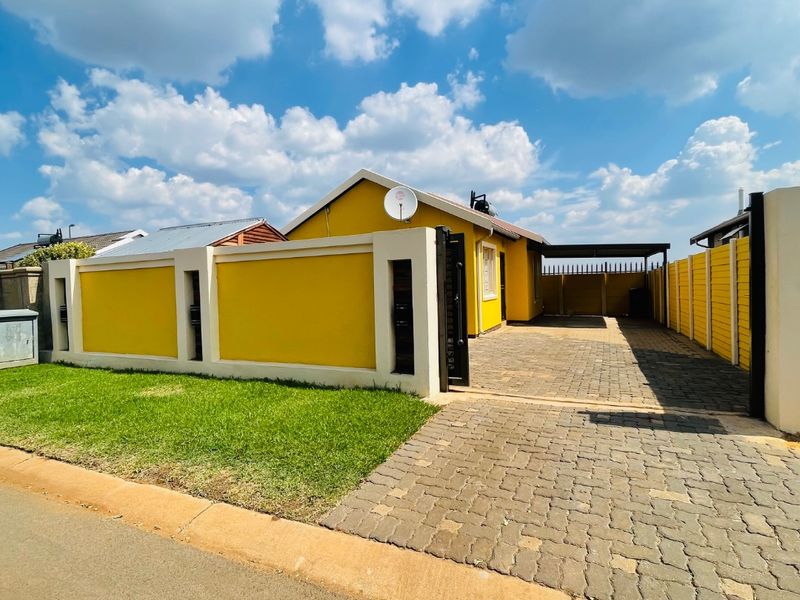 THIS BEAUTIFUL AND NEAT TWO BEDROOM HOUSE FOR SALE AT SKY CITY  - Photo 5