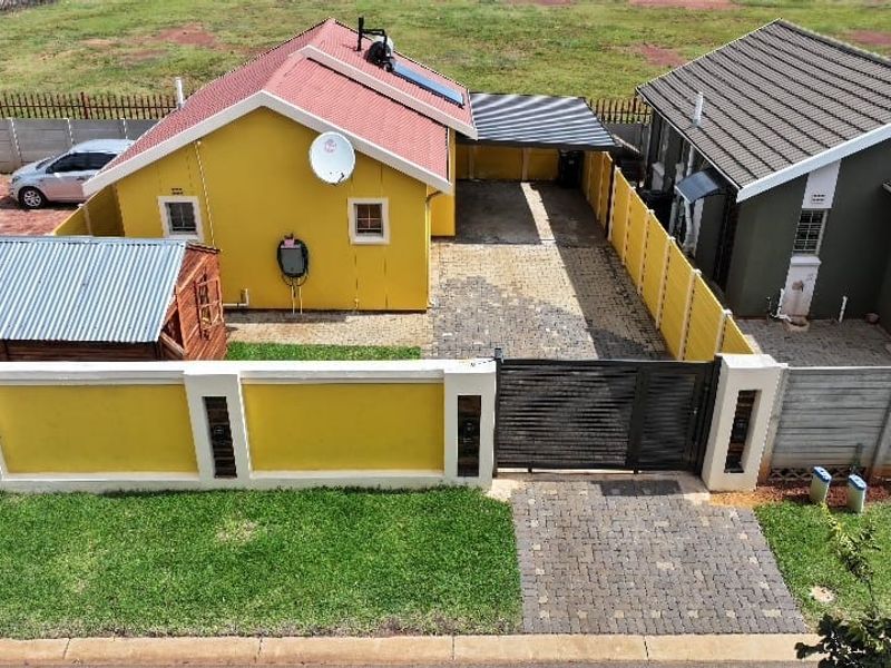 THIS BEAUTIFUL AND NEAT TWO BEDROOM HOUSE FOR SALE AT SKY CITY  - Photo 2