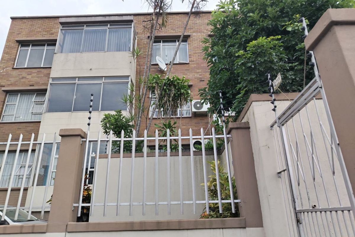 SECURE SOUGHT AFTER COMPLEX - Photo 2