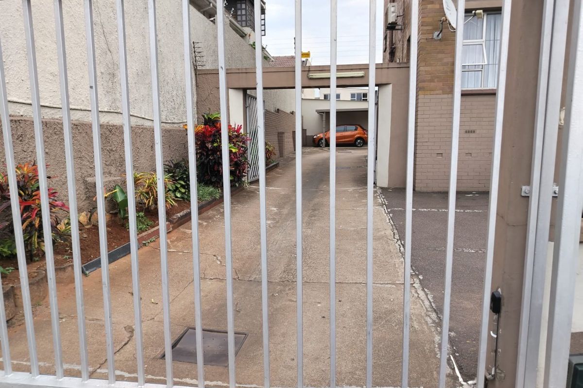 SECURE SOUGHT AFTER COMPLEX - Photo 4