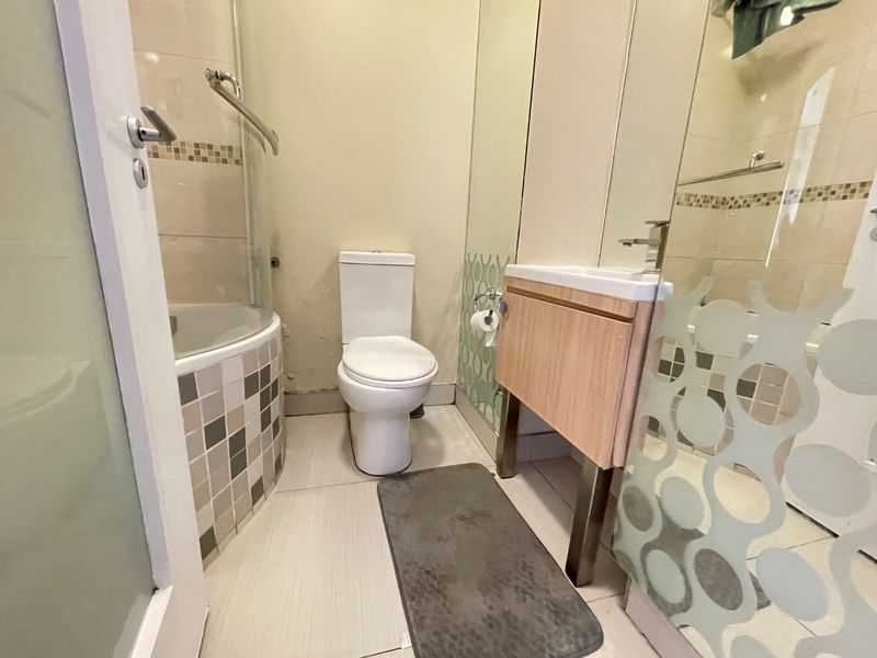 1 Bedroom 1 Bathroom Apartment for Sale - Photo 10