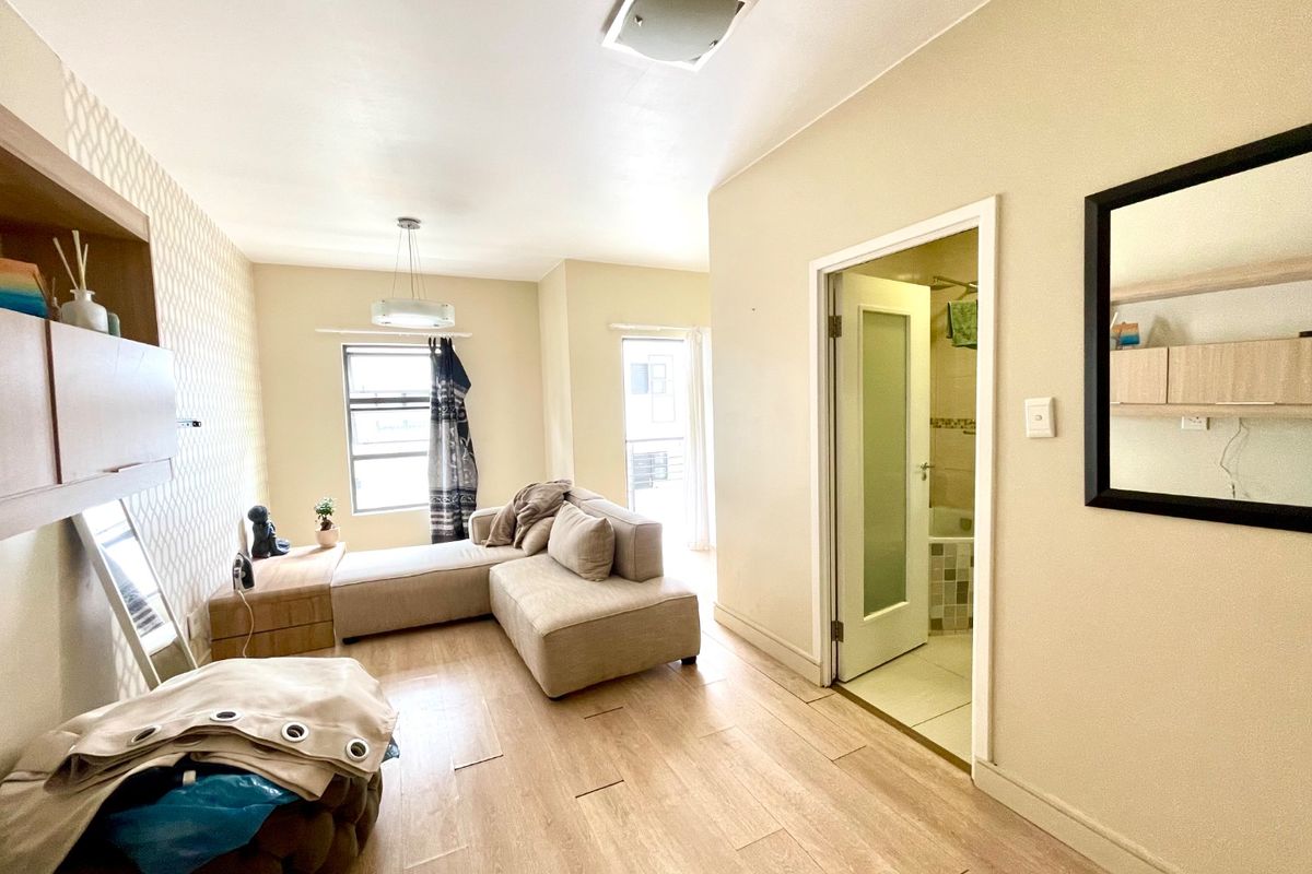 1 Bedroom 1 Bathroom Apartment for Sale - Photo 3