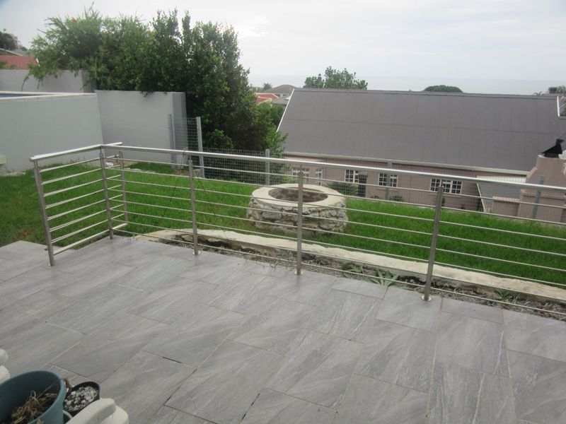 Coastal Flat with Large Terrace , walking distance to the beach - Photo 1