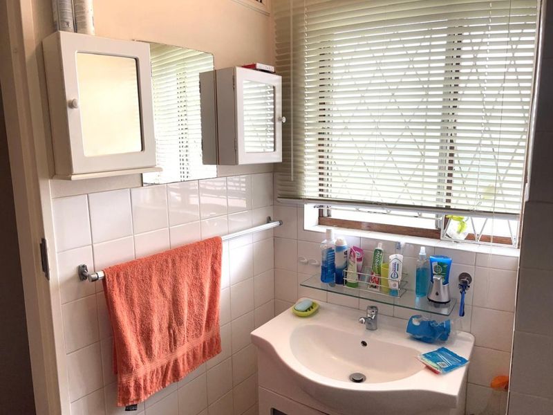 Two Bed Apartment to Let- Alexander road, Pietermaritzburg - Photo 5