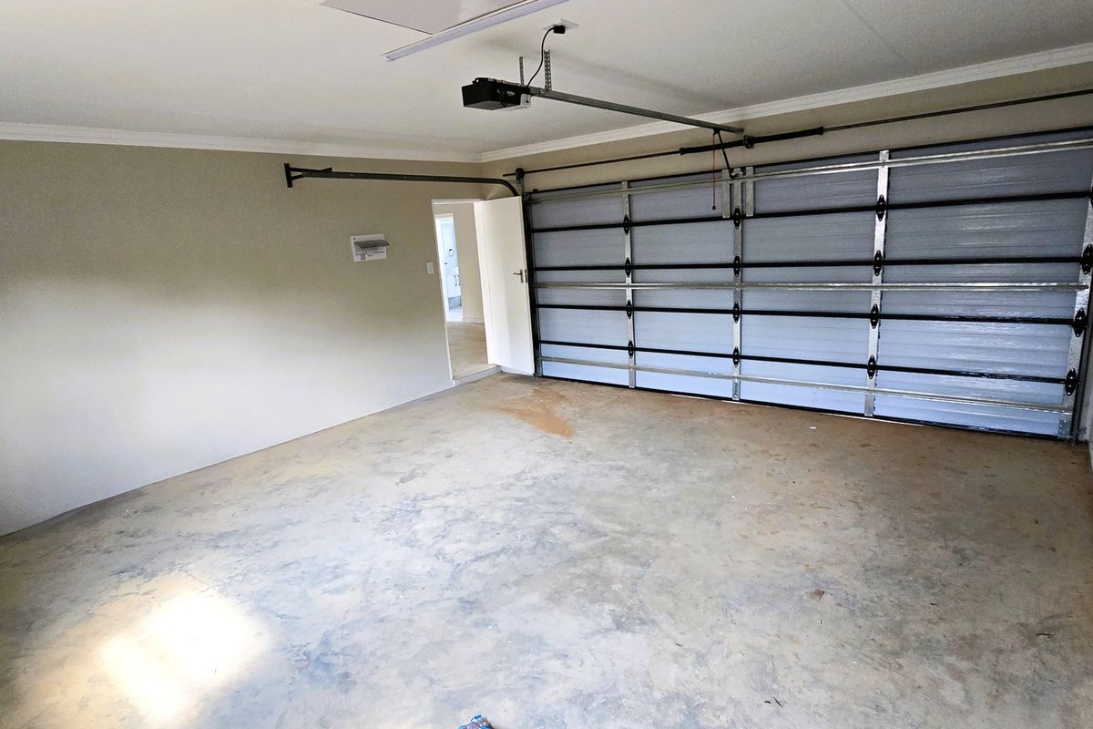 Stylish Family Home with Double Garage in Prime Heatherview, Akasia – Comfort, Space & Entertainment Combined! - Photo 4