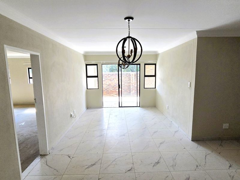 Stylish Family Home with Double Garage in Prime Heatherview, Akasia – Comfort, Space & Entertainment Combined! - Photo 7