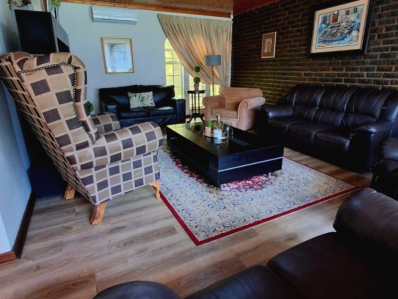 4 Bedroom House For Sale In Flamwood  - Photo 10