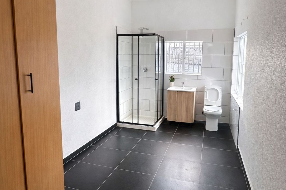 Four bedrooms, three-bathroom, beautiful house at The Reeds, Centurion, available for rent - Photo 5