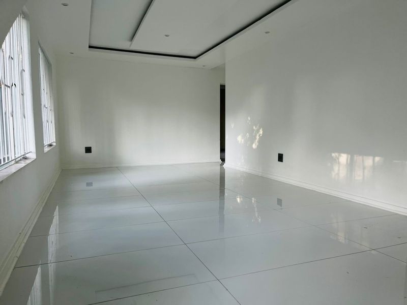 Four bedrooms, three-bathroom, stanning house at The Reeds, Centurion, available for rent - Photo 7