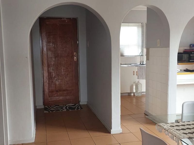 Charming Malabar home with open plan living - Photo 2