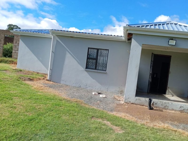 2 Bed Farm in Keiskammahoek Rural for Sale - Photo 9