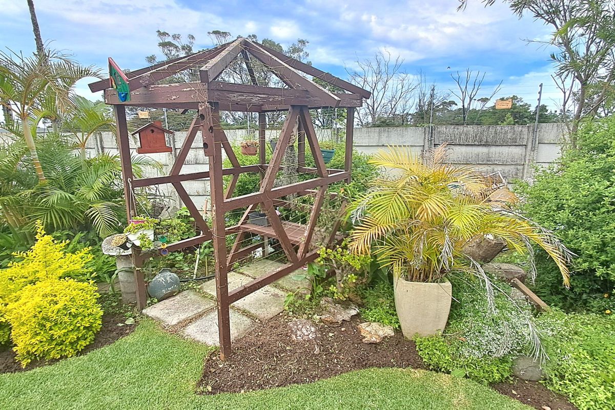 Elegant Modern Home with Exceptional Entertainment & Income Potential - Photo 2