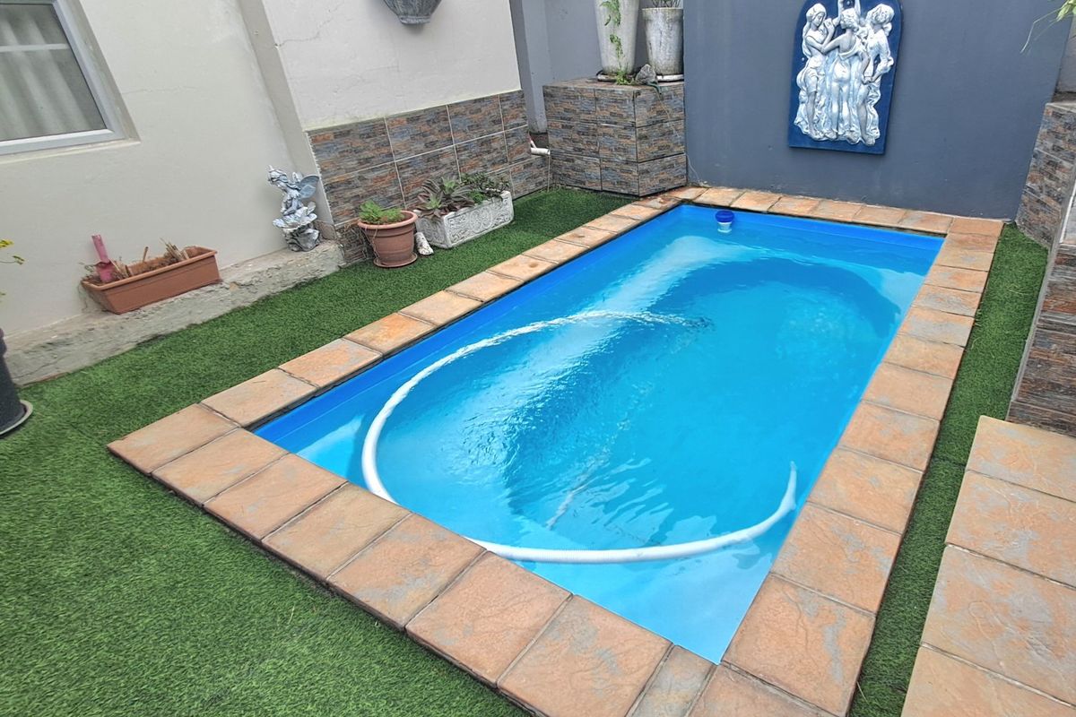 Elegant Modern Home with Exceptional Entertainment & Income Potential - Photo 5