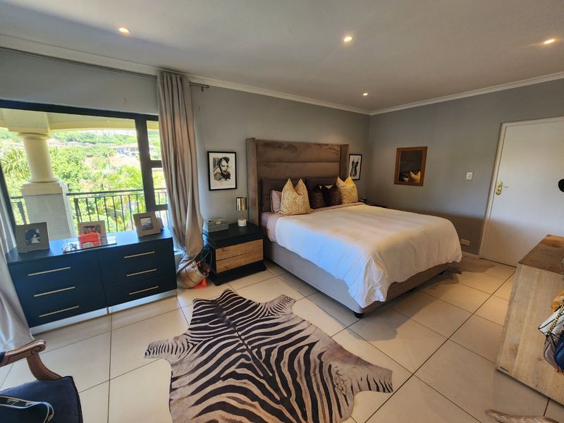 La Lucia Gardens Estate - Stunning, freestanding home within a sought after gated community and such an easy location - ideal family home - Photo 8