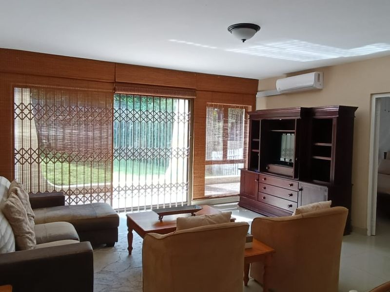 To let in Umhlanga - Furnished 2 bedroom garden apartment. - Photo 7