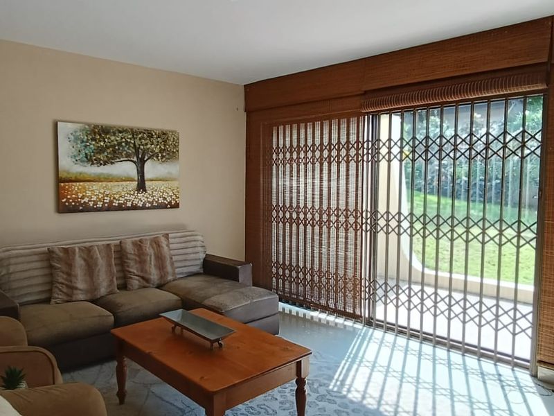 To let in Umhlanga - Furnished 2 bedroom garden apartment. - Photo 6