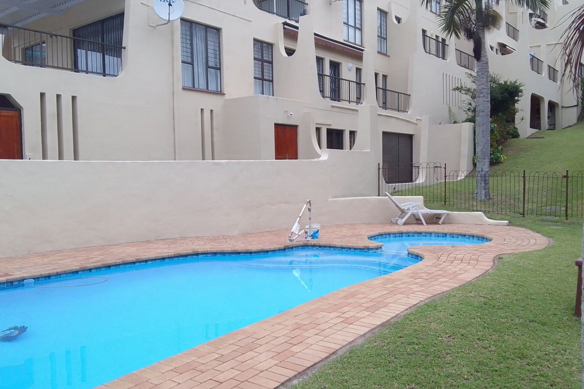 To let in Umhlanga - Furnished 2 bedroom garden apartment. - Photo 2