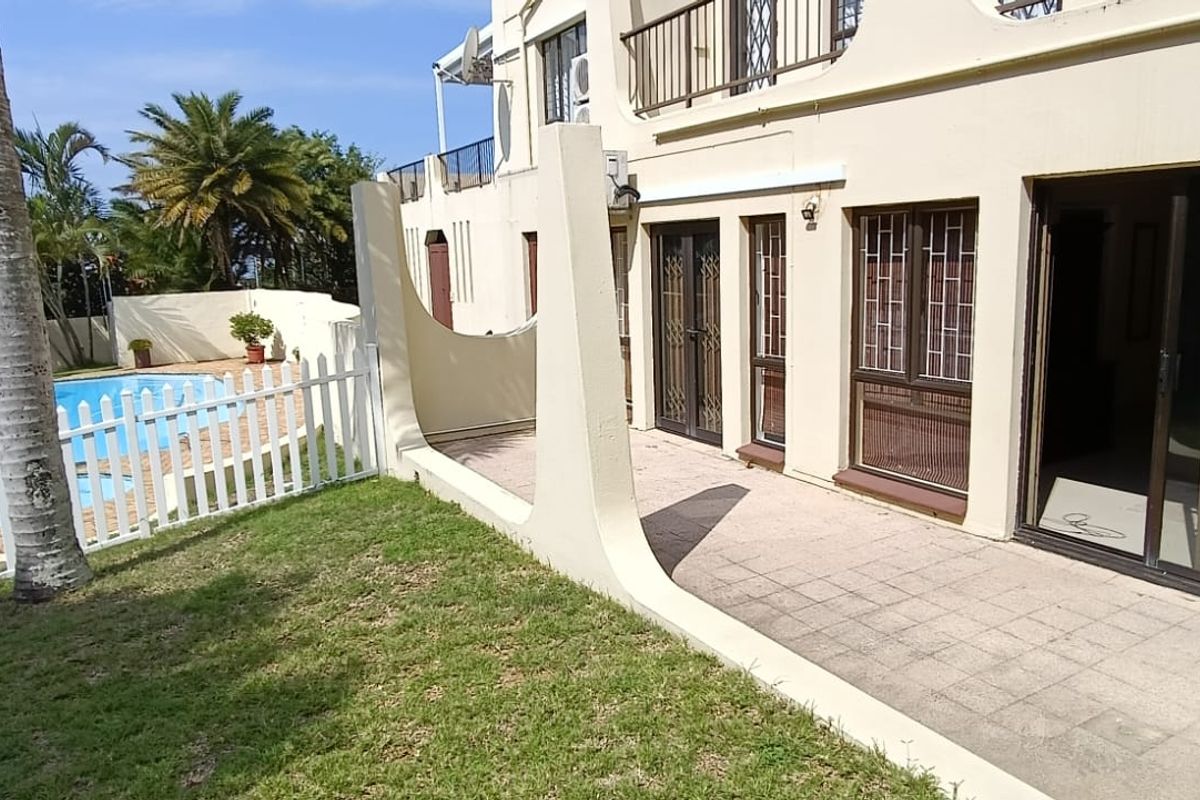 To let in Umhlanga - Furnished 2 bedroom garden apartment. - Photo 4