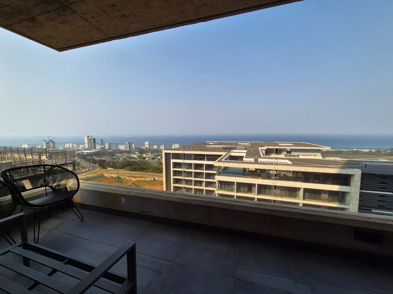 Umhlanga Arch - Luxurious, fully furnished apartment in this modern and convenient development -front unit with lovely seaviews- ideal corporate let - Photo 3