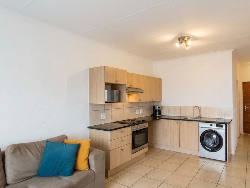 WELL PRICED PROPERTY  FOR SALE - Photo 3