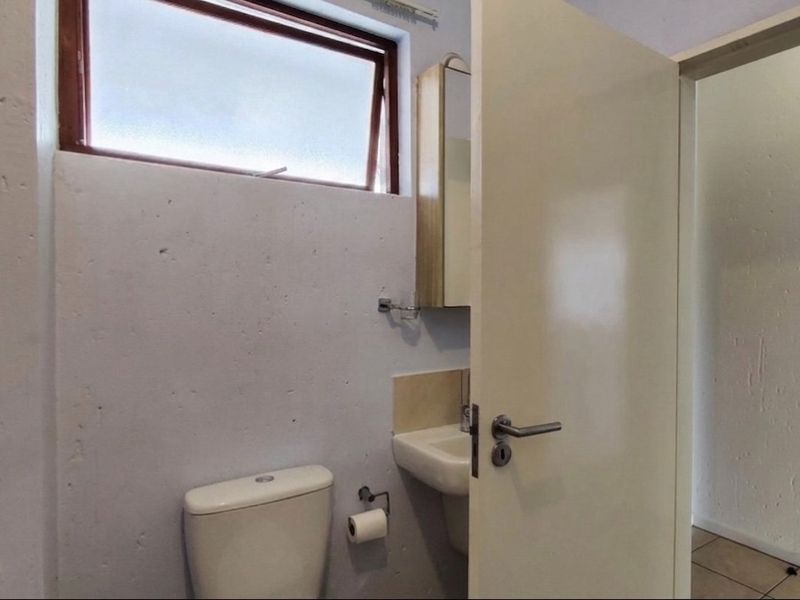 WELL PRICED PROPERTY  FOR SALE - Photo 4