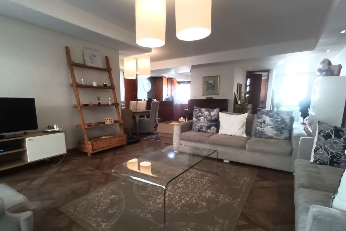 Large 3 bedroom unit with wrap-around garden and backup power -Hyde Park - Photo 5
