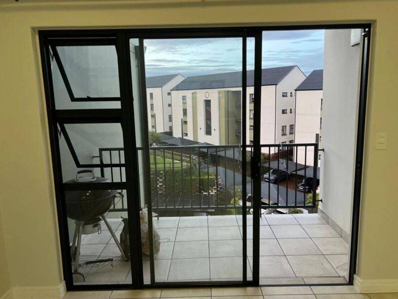 TWO BEDROOMS AND TWO BATHROOMS - Photo 5