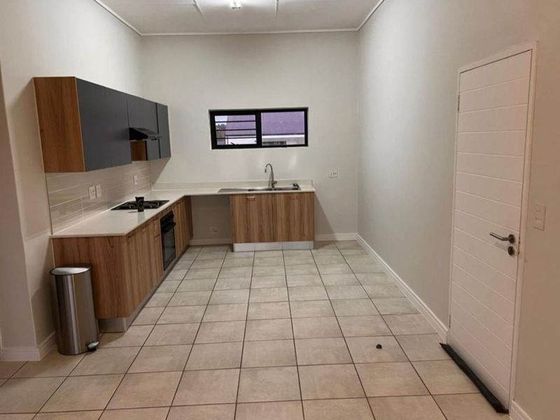 TWO BEDROOMS AND TWO BATHROOMS - Photo 4