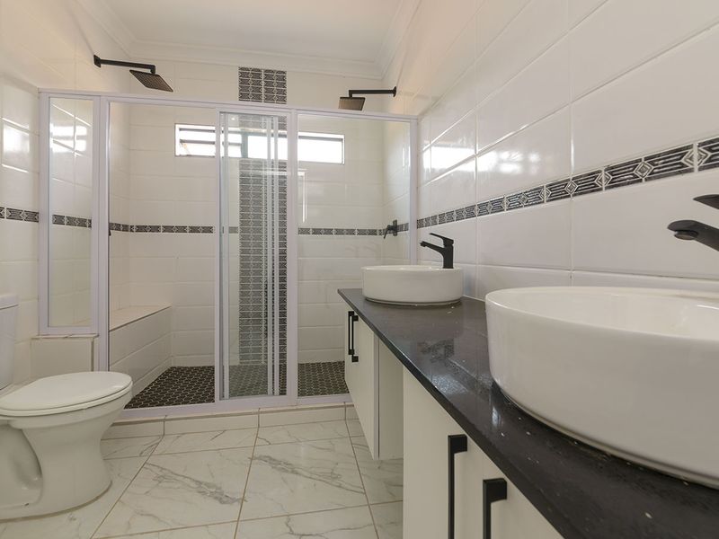 Spacious 3-Bedroom Family Home for Sale in Heather View, Pretoria North - Photo 10