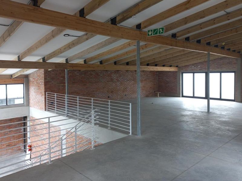 Prime 286 sqm Unit available - Photo 3