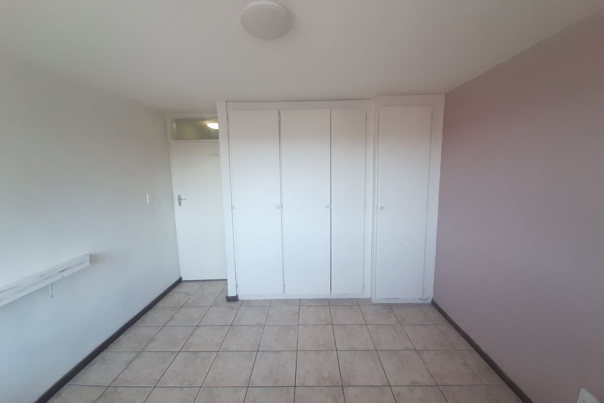 1 Bedroom For Sale in Hatfield - Photo 5