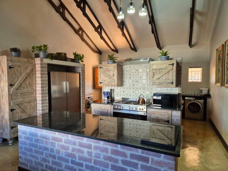 Exclusive Montana Gardens 1Ha Property with Business Rights - Exceptional Development and Income Potential!!  - Photo 4