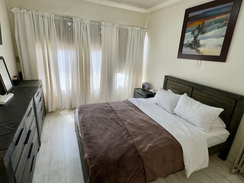 3 bedroom 2.5 bathroom Townhouse in Monumentpark estate  - Photo 8