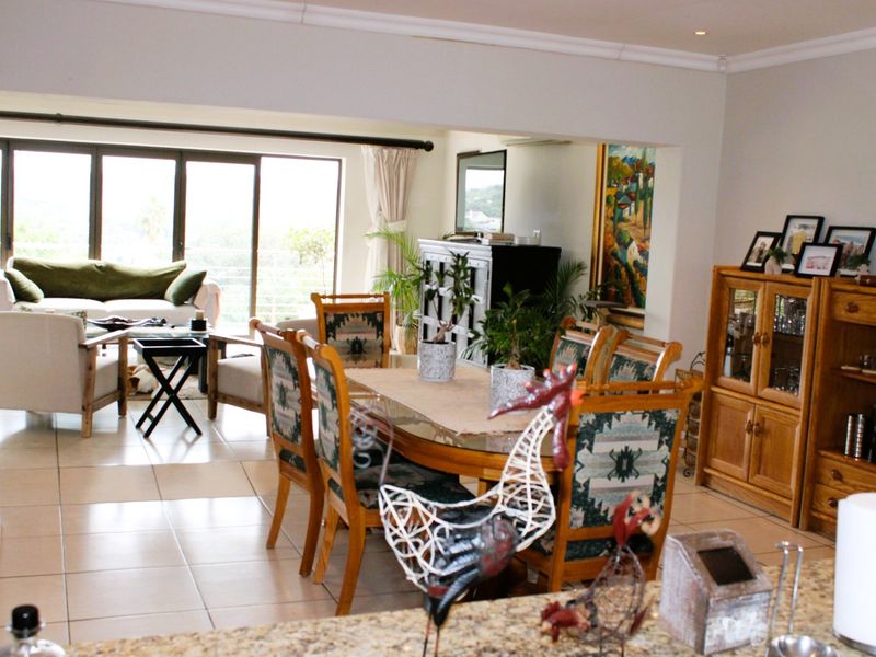 Unbeatable Location with Breathtaking Panoramic Views - Photo 2