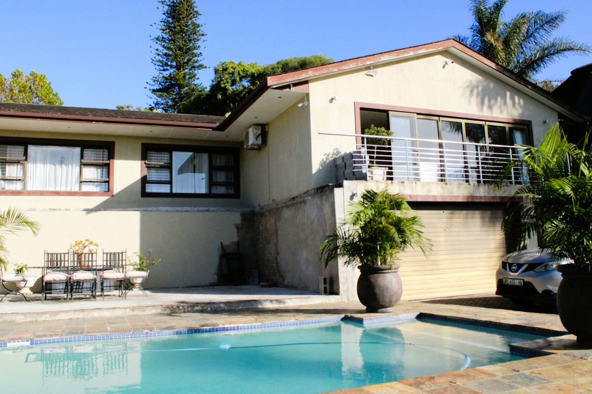 Unbeatable Location with Breathtaking Panoramic Views - Photo 3