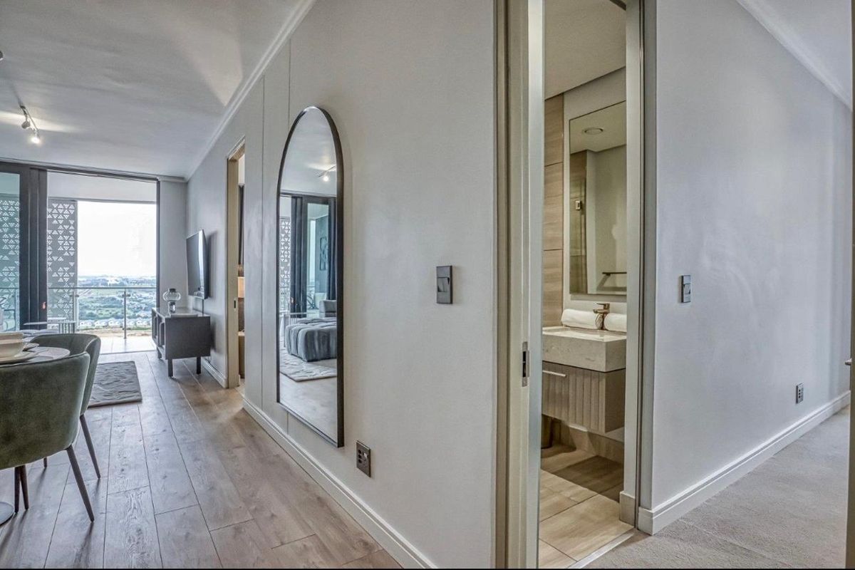 2 Bed 2 Bath Penthouse for rent - Photo 4