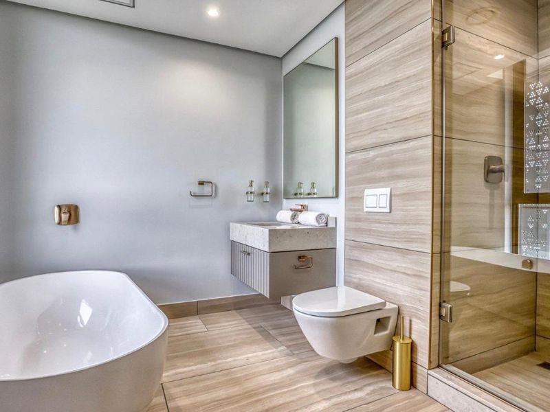 2 Bed 2 Bath Penthouse for rent - Photo 9