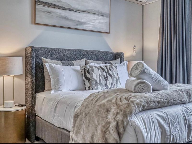 2 Bed 2 Bath Penthouse for rent - Photo 8