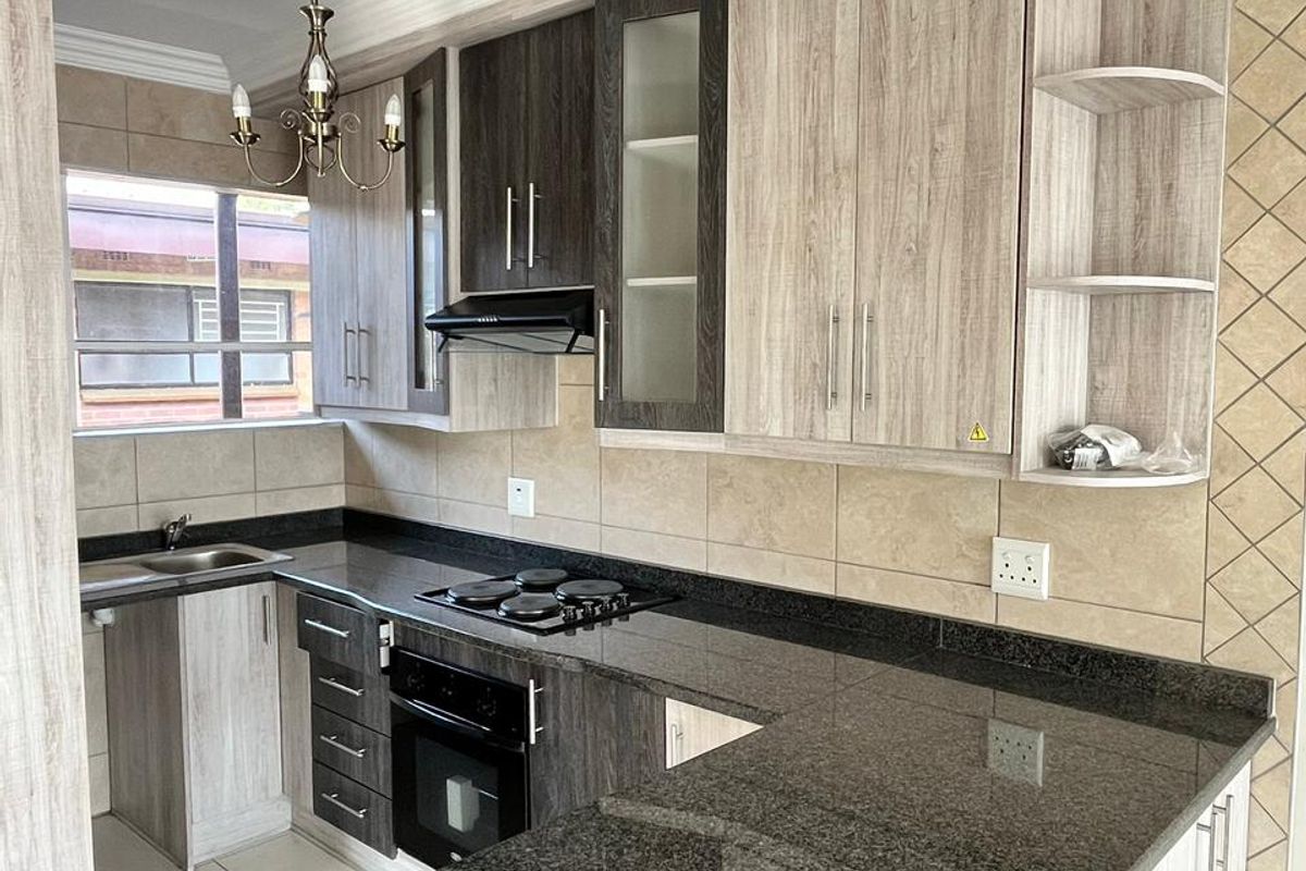 2 Bedroom Apartment  - Photo 2