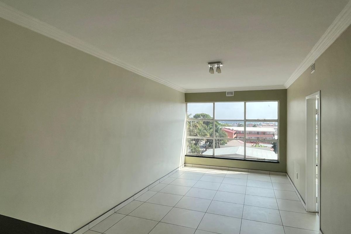 2 Bedroom Apartment  - Photo 4