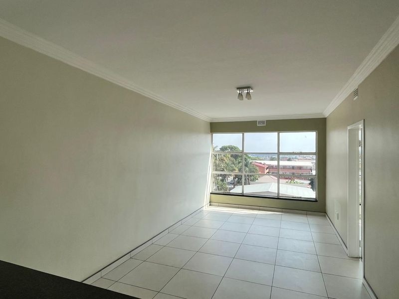 2 Bedroom Apartment  - Photo 4