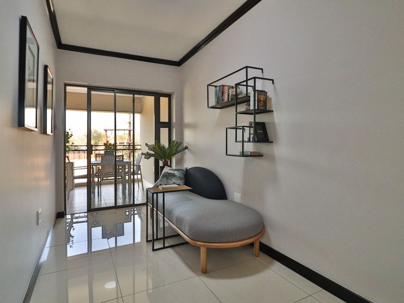 1 Bedroom 1 Bathroom For Sale at Palmview Estate. - Photo 4