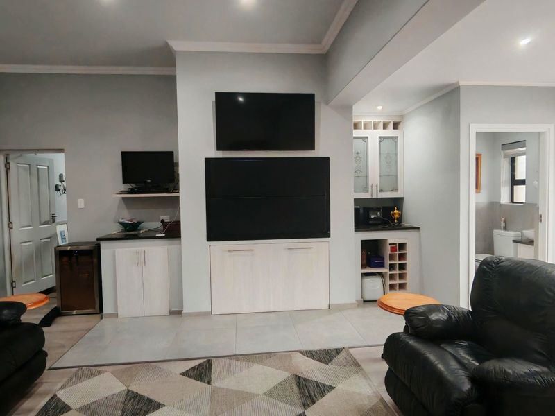 Family Home with Modern Comforts and Solar Power - Photo 7