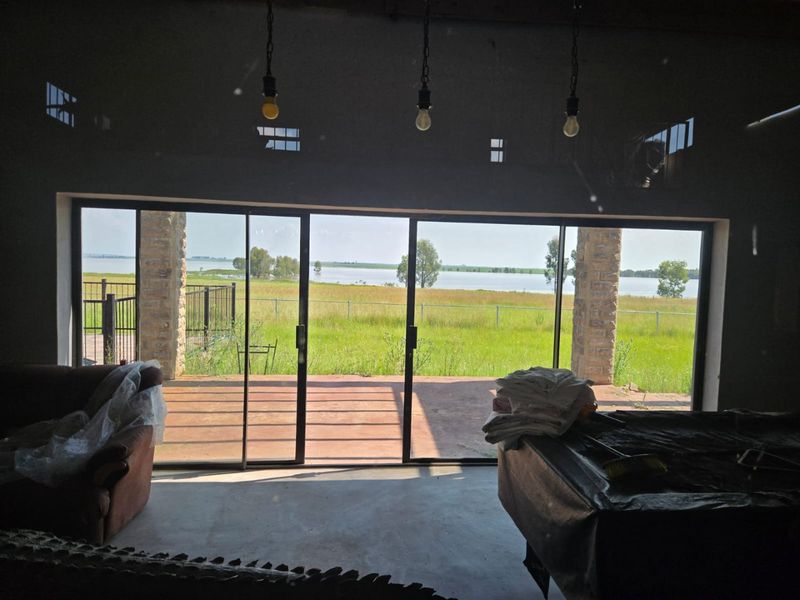 Riverside Retreat on the Vaal River!  - Photo 3