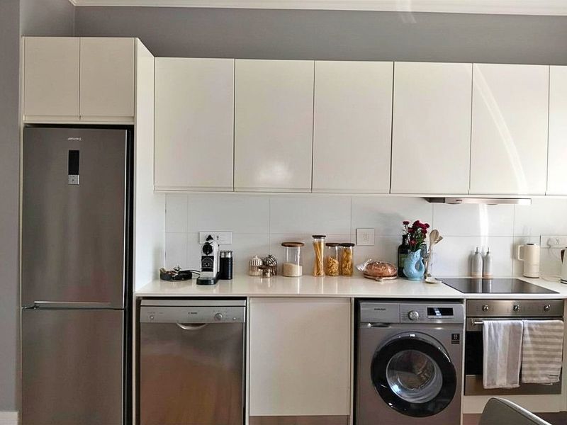 Steps from the Waterfront | Sophisticated Living at The Warwick - Photo 7