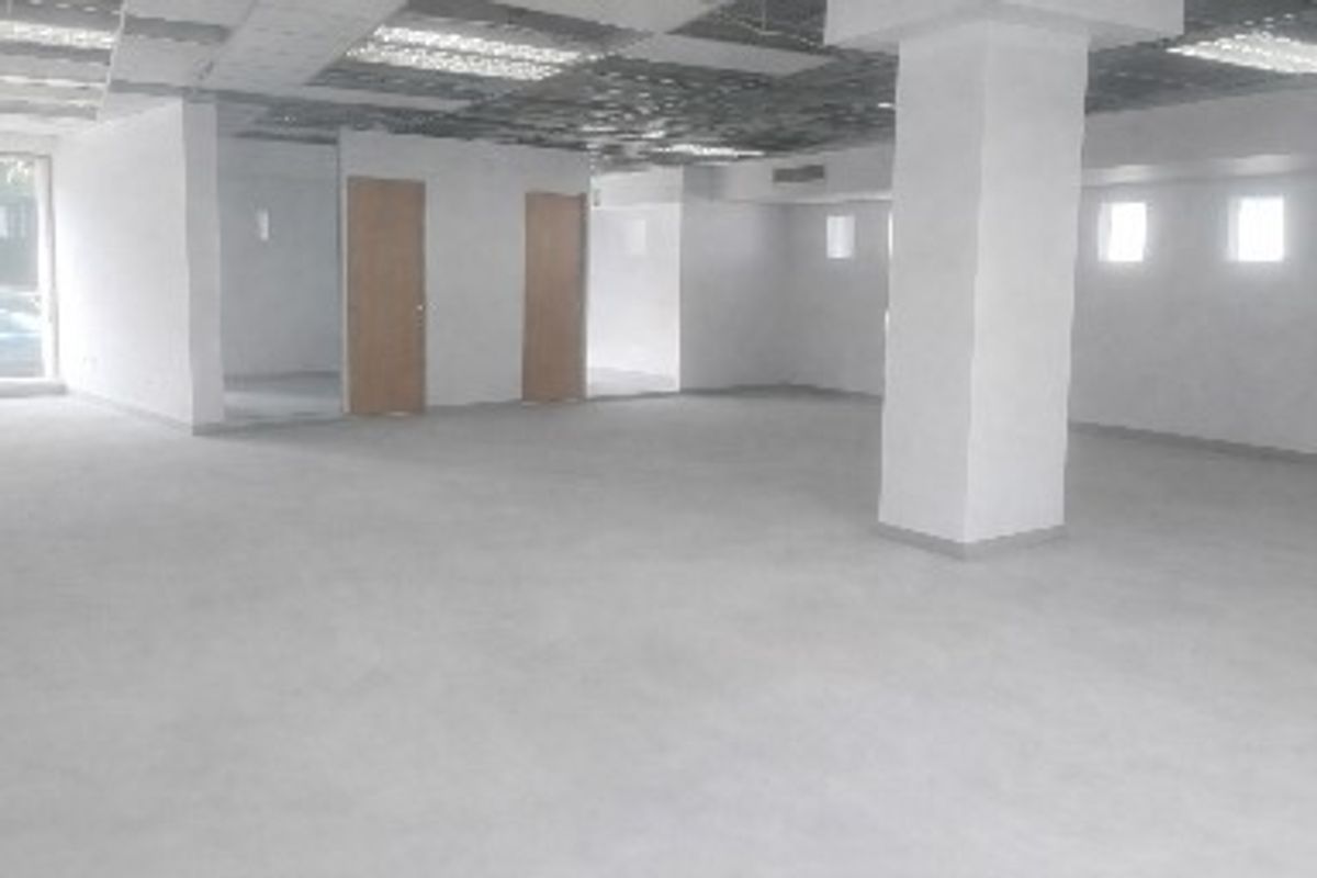 Well-Located 342 sqm Office Space Available To Let - Photo 2