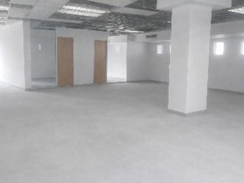 Well-Located 342 sqm Office Space Available To Let - Photo 2