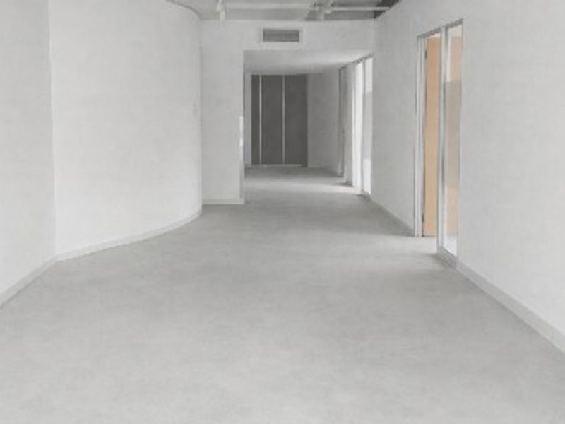 Well-Located 342 sqm Office Space Available To Let - Photo 7