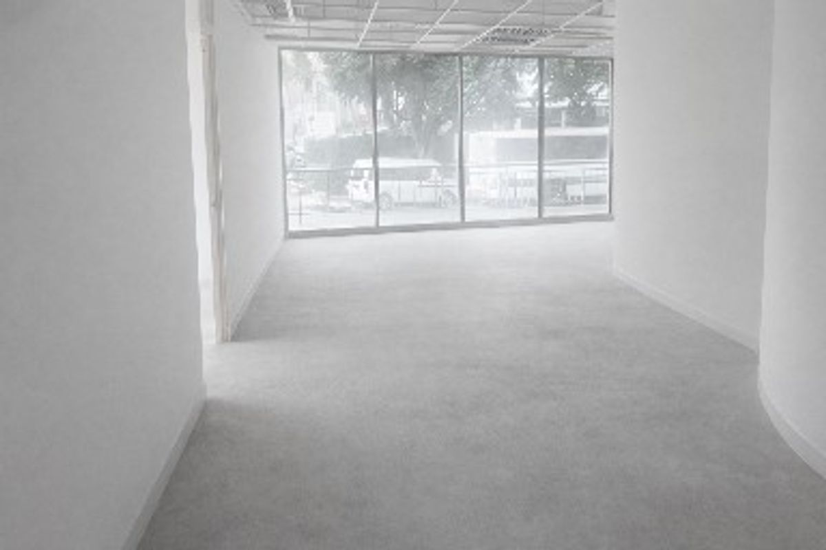Well-Located 342 sqm Office Space Available To Let - Photo 3