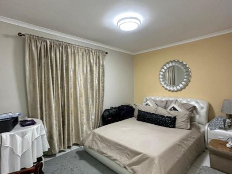 Prime Gateway Mall Location – Stylish 2-Bedroom Apartment - Photo 6